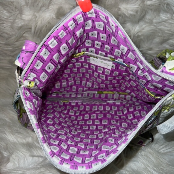 Vera Bradley crossbody purse - Picture 3 of 3